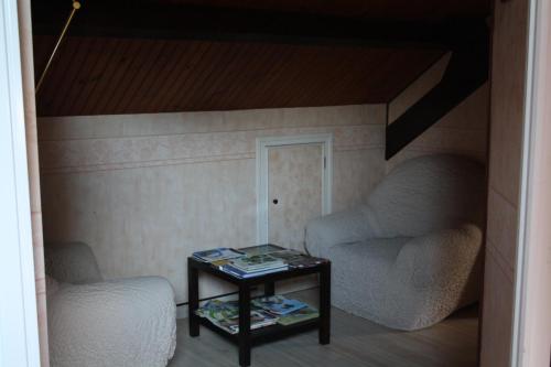 Chambre d'Hôtes Les Chênes photo 19