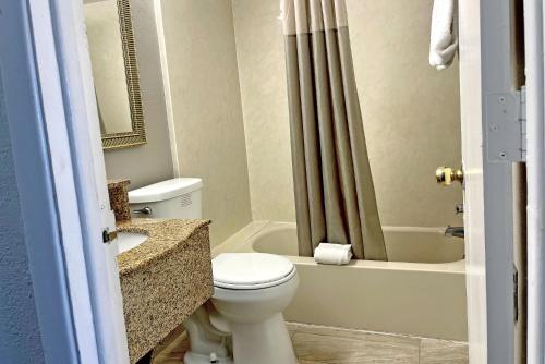 Red Carpet Inn Philadelphia Airport – Lester, PA