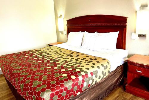 Red Carpet Inn Philadelphia Airport – Lester, PA