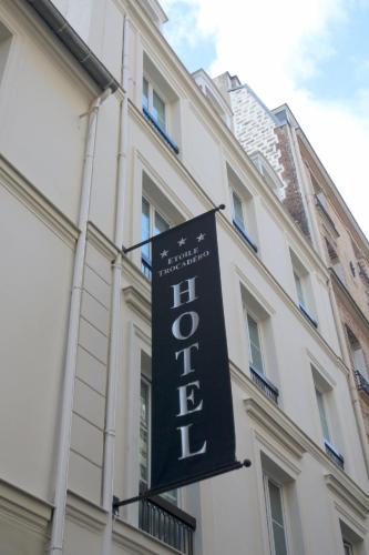 Etoile Trocadero - image 11