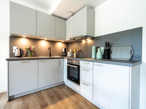 Dünenresidenz Prora - Ferienwohnung mit 2 Schlafzimmern und Balkon B3-3-4