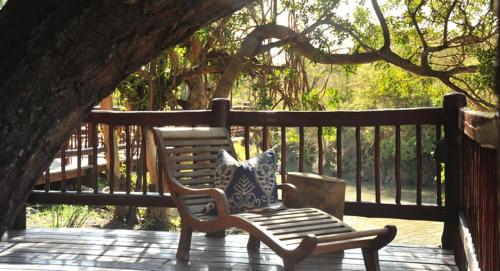 Thornybush Waterside Lodge