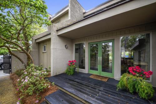 32 Windjammer Court 32 Windjammer Court