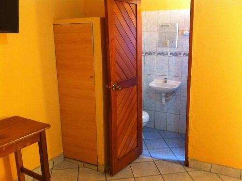 Hotel Hostal Fortes (Iquitos) desde 20€ - Rumbo