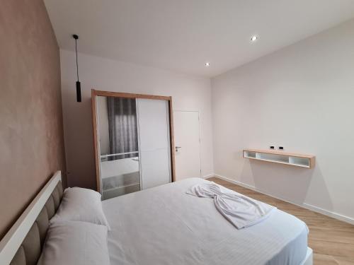 Arial Trinity Suites, Valona (foto 9)