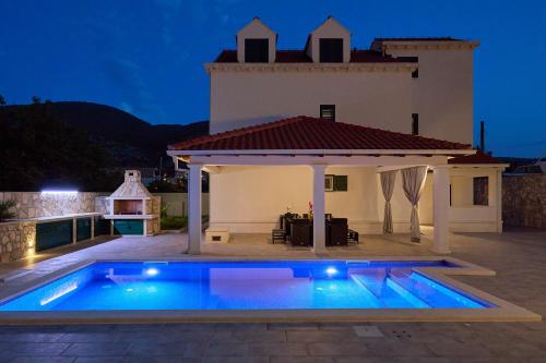 Villa Larum - Accommodation - Mokošica