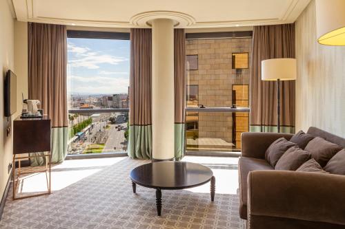 Junior Suite image 10