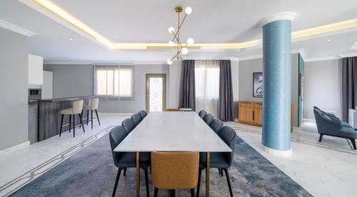 Létesítmények, Radisson Riyadh Airport near King Abdulaziz Equestrian Field