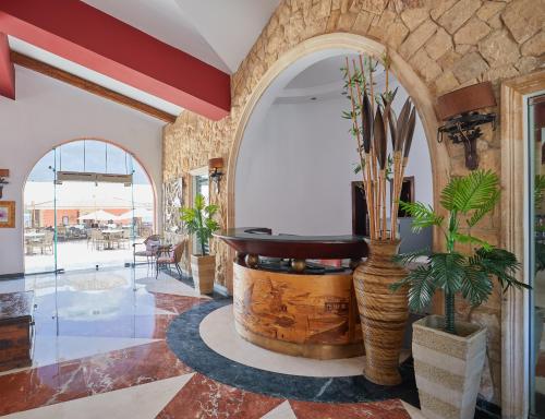 Lobby, Golden Ocean Marina Hotel in El Alamein