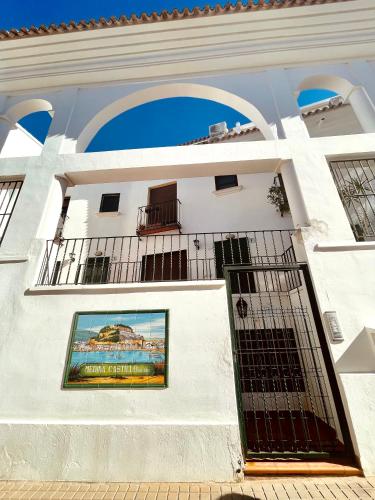 Lovely 3-bedroom townhouse in historic center gîte à louer Denia