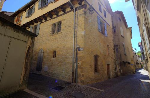 Maison Senechal, instant Medieval - Location saisonnière - Villefranche-de-Rouergue