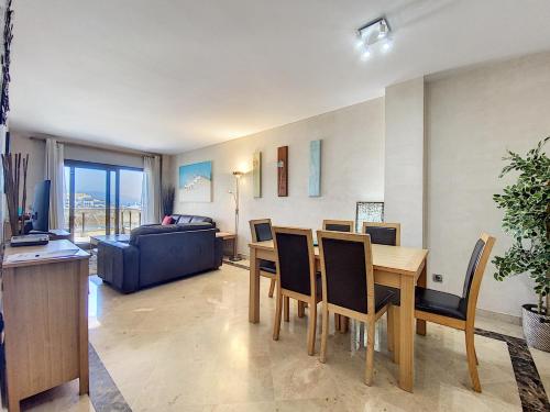 Lovely apartment with pool & sea views - Marina Del Castillo 2129 - image 2