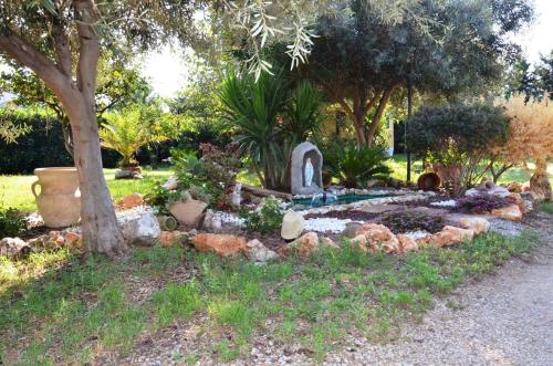 Case Vacanze Paradise Beach Vicino Cefalù - image 11