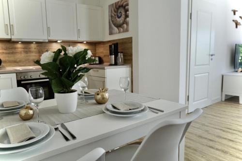 Kitchen, MyHome Ruegen - Haus Sonnenmeer in Ostseebad Sellin