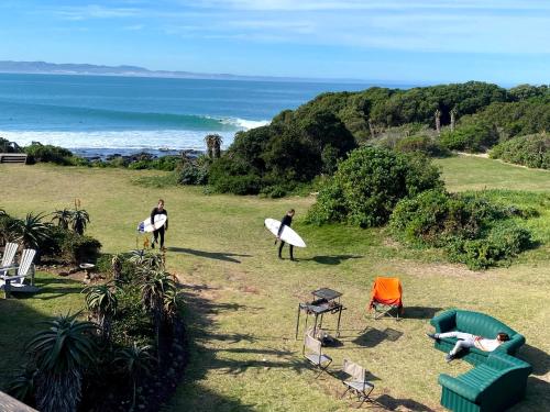 Little House on Supers, Jeffreys Bay
