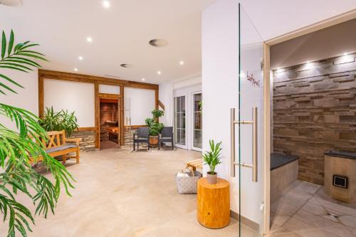 Gyógyfürdő, Landhotel Schwarzenbach - Wellness & Spa in Rieden am Forggensee