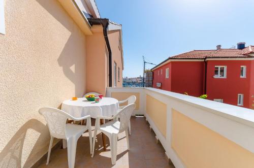 Apartment Zdravka - image 3