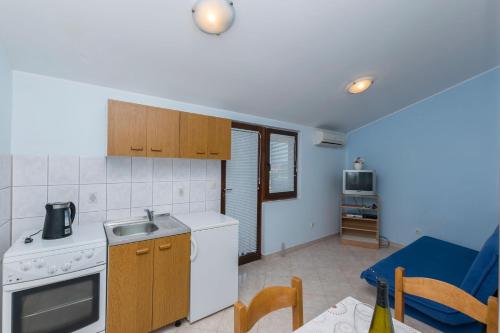 One-Bedroom apartment Standard image 3