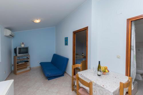 One-Bedroom apartment Standard image 4