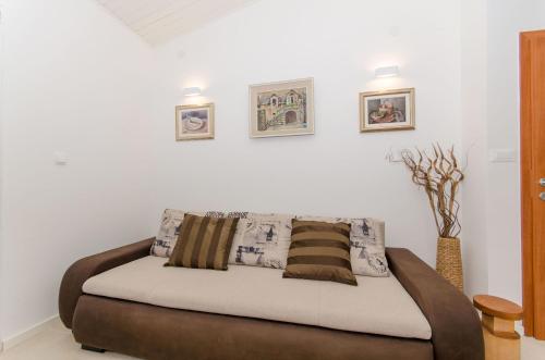 House Anima - image 9