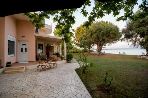 Kiani Akti Villas - image 11