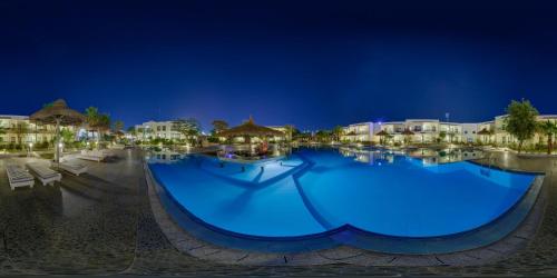 Cataract Resort & Aqua Park Naama Bay - image 2