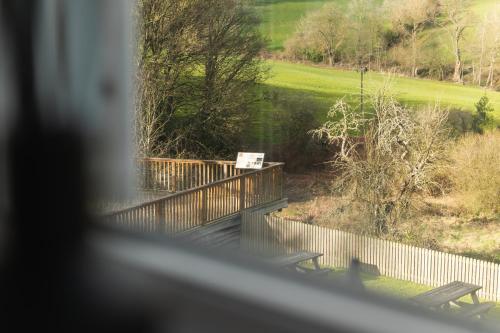 The Manor Arms Inn - image 7