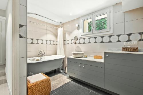 Baño, Exclusive!Villa Eolienne:Vue Mer,Piscine in Mont Boron