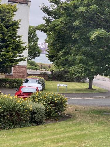 Pure Apartments Dunfermline East - Dalgety Bay in Saint Davids
