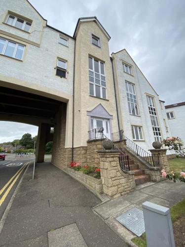 Pure Apartments Dunfermline East - Dalgety Bay in Saint Davids
