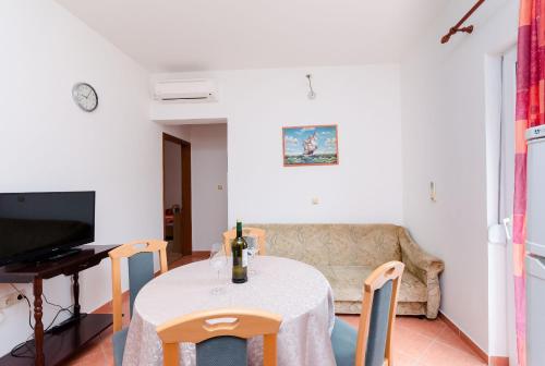 Apartments and Room Ljubica - image 8