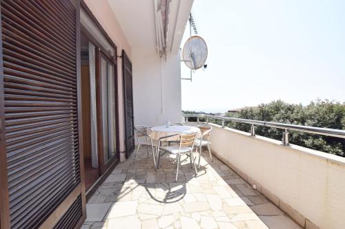  Apartments Matko in Mandre