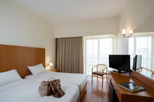 Angela Hotel Downtown Rooms - image 9