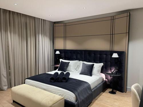 Deluxe Double Room with Balcony room in Rozafa Palace Hotel