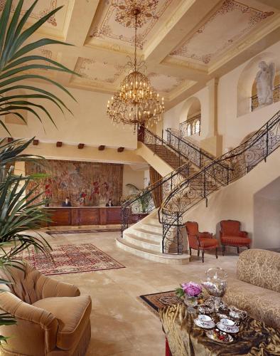 Ayres Hotel Manhattan Beach in Hawthorne, USA