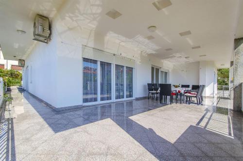 Apartments Maslina - main image