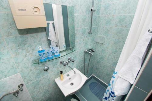 One-Bedroom apartment Standard image 7