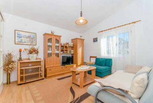 Apartment Vesna - image 10