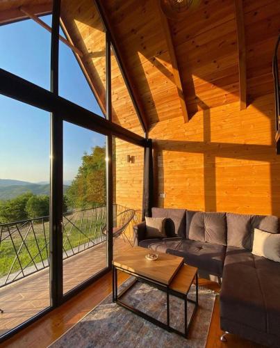 Létesítmények, Woodhouse in Bijelo Polje