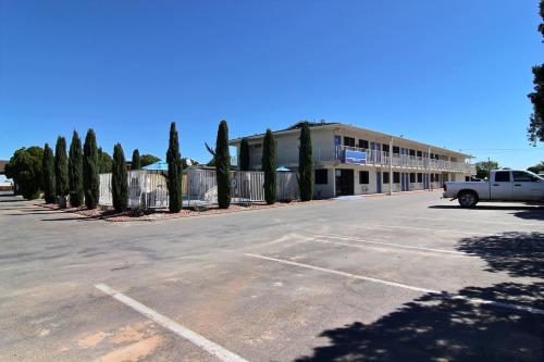 Motel 6-Carlsbad NM - image 9