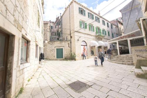  Apartment Nikolina, Unterkunft in Šibenik
