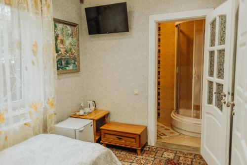 Budget Single Room image 3