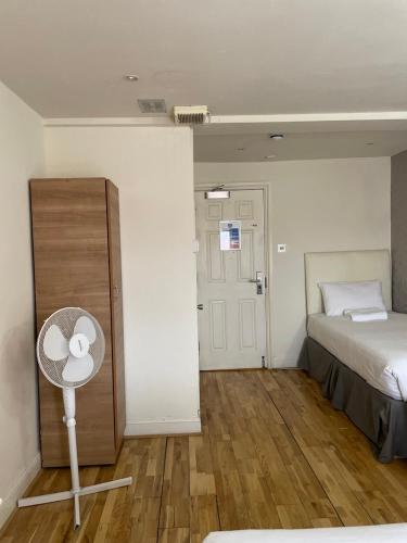 The Paramount Hotel - main image