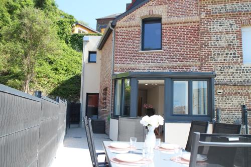 Maison vue mer face au port de plaisance gîte à louer Dieppe