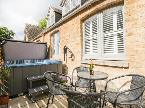 Buitenkant, The Coach House in Didmarton