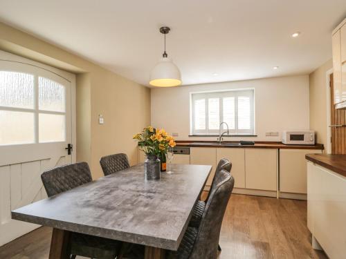 Buitenkant, The Coach House in Didmarton