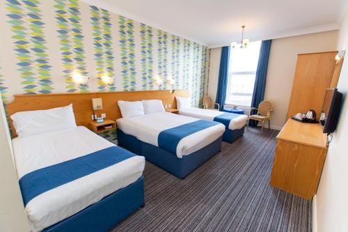 TLH Carlton Hotel - TLH Leisure, Entertainment and Spa Resort in Torquay