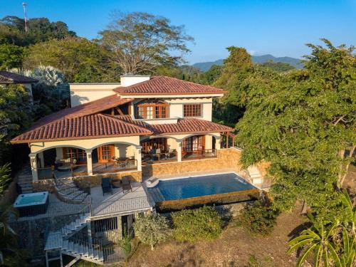 Casa Sol, Herradura