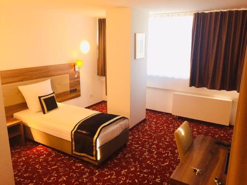 Hotel Luna - image 8