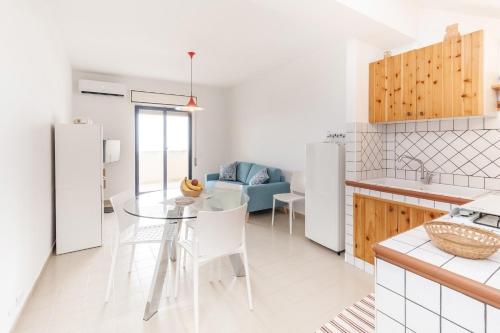 GuestHost - Residence Erice Beach Seaview Apartment with Swimming Pool